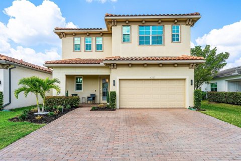 Villa ou maison à Lake Worth, Floride 5 chambres, 286.6 m2 № 2146278