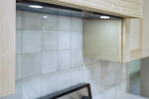 Купить виллу или дом в Нью-Смирна-Бич, Флорида 7 комнат, 225.47м2, № 2430360 - фото 14