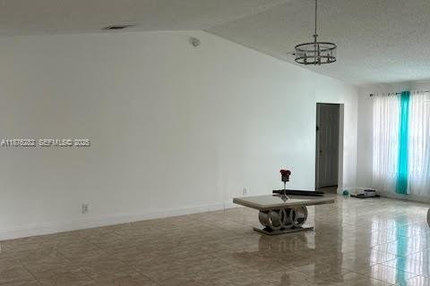 Villa ou maison à louer à Sunrise, Floride: 2 chambres, 128.67 m2 № 1921149 - photo 11