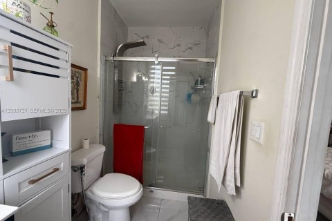 Casa en venta en Homestead, Florida, 4 dormitorios, 154.68 m2 № 2365142 - foto 18