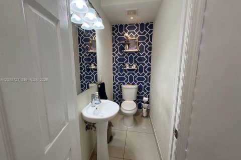 Casa en venta en Homestead, Florida, 4 dormitorios, 154.68 m2 № 2365142 - foto 14