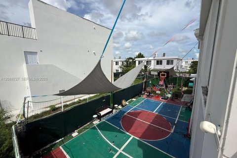 Casa en venta en Homestead, Florida, 4 dormitorios, 154.68 m2 № 2365142 - foto 22