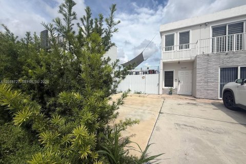Casa en Homestead, Florida 4 dormitorios, 154.68 m2 № 2365142