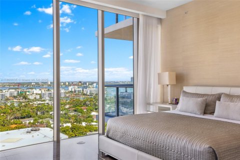 Condo in Bal Harbour, Florida, 2 bedrooms  № 1864315 - photo 8