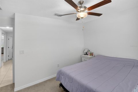 House in Lakeland, Florida 4 bedrooms, 178.19 sq.m. № 2196545 - photo 25