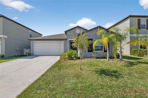 House in Lakeland, Florida 4 bedrooms, 178.19 sq.m. № 2196545 - photo 4
