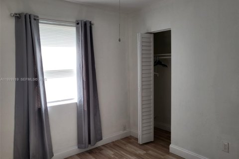 Casa en venta en Pompano Beach, Florida, 4 dormitorios, 118.08 m2 № 1987751 - foto 10