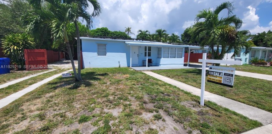 Casa en Pompano Beach, Florida 4 dormitorios, 118.08 m2 № 1987751