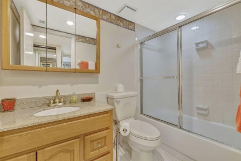 Condo in St. Lucie, Florida, 1 bedroom  № 2085731 - photo 16