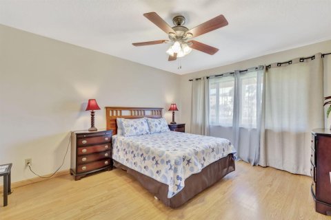 Condo in St. Lucie, Florida, 1 bedroom  № 2085731 - photo 11