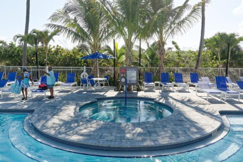 Condo in St. Lucie, Florida, 1 bedroom  № 2085731 - photo 18