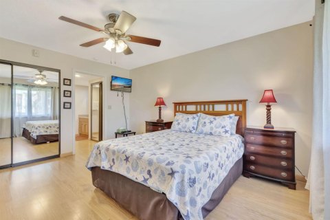Condo in St. Lucie, Florida, 1 bedroom  № 2085731 - photo 14