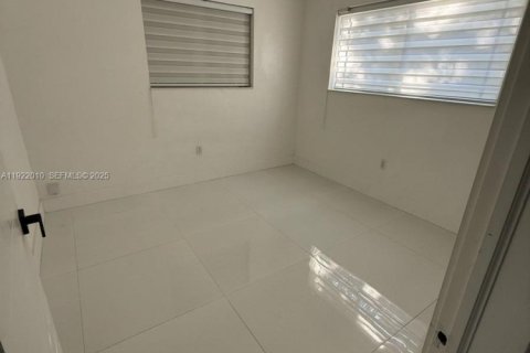 Casa en venta en Miramar, Florida, 2 dormitorios, 104.05 m2 № 1982038 - foto 9