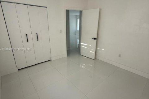 Casa en venta en Miramar, Florida, 2 dormitorios, 104.05 m2 № 1982038 - foto 8