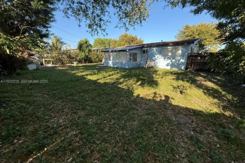 Casa en venta en Miramar, Florida, 2 dormitorios, 104.05 m2 № 1982038 - foto 5