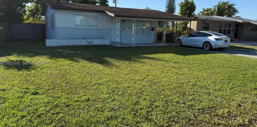 Casa en Miramar, Florida 2 dormitorios, 104.05 m2 № 1982038