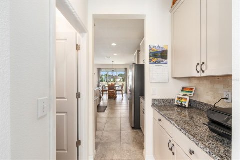 House in Ocala, Florida 5 bedrooms, 271.65 sq.m. № 2209658 - photo 8