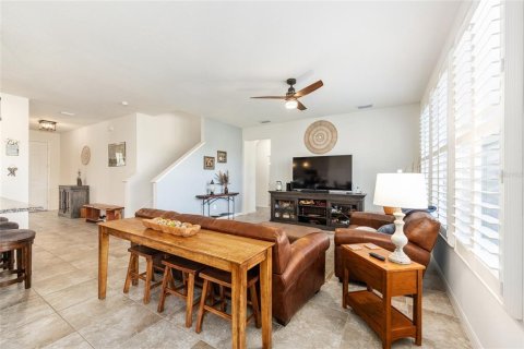 House in Ocala, Florida 5 bedrooms, 271.65 sq.m. № 2209658 - photo 16