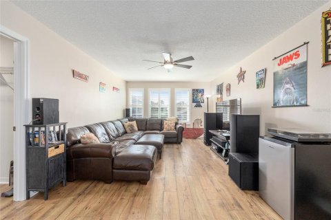 House in Ocala, Florida 5 bedrooms, 271.65 sq.m. № 2209658 - photo 24