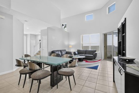 Touwnhouse à vendre à West Palm Beach, Floride: 3 chambres, 154.31 m2 № 2376117 - photo 10