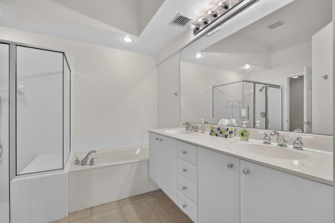 Touwnhouse à vendre à West Palm Beach, Floride: 3 chambres, 154.31 m2 № 2376117 - photo 24