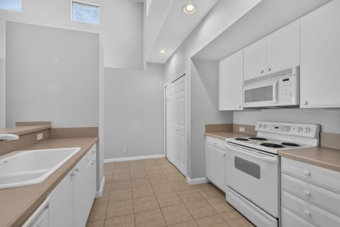 Touwnhouse à vendre à West Palm Beach, Floride: 3 chambres, 154.31 m2 № 2376117 - photo 19