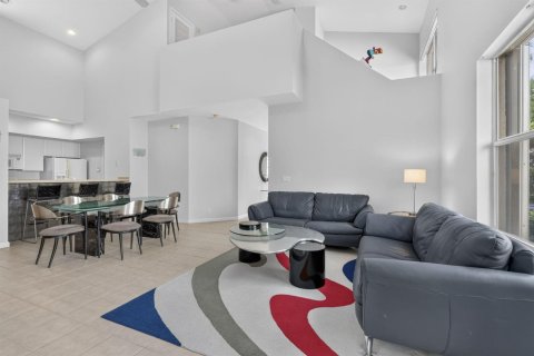 Touwnhouse à vendre à West Palm Beach, Floride: 3 chambres, 154.31 m2 № 2376117 - photo 13