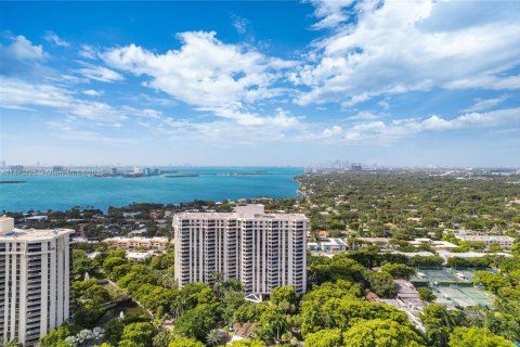 Condo in Miami, Florida, 2 bedrooms  № 1871290 - photo 25