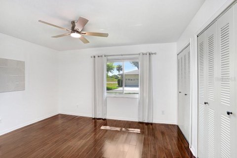 Condominio en venta en Sun City Center, Florida, 2 dormitorios, 139.17 m2 № 2113310 - foto 26