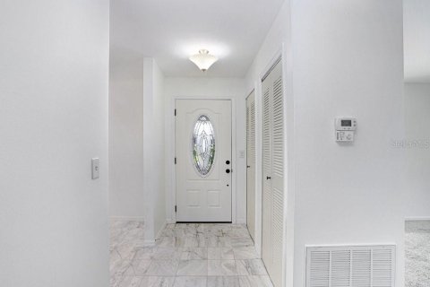 Condominio en venta en Sun City Center, Florida, 2 dormitorios, 139.17 m2 № 2113310 - foto 8