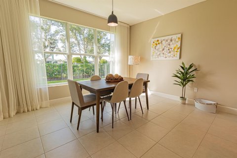 Villa ou maison à vendre à Port St. Lucie, Floride: 3 chambres, 191.75 m2 № 2417131 - photo 6