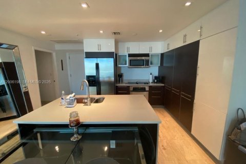 Copropriété à louer à Miami, Floride: 2 chambres, 100.71 m2 № 2170705 - photo 8