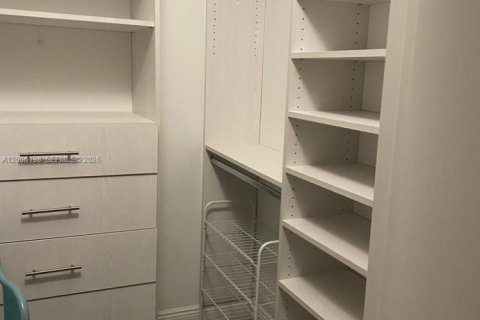 Copropriété à louer à Miami, Floride: 2 chambres, 100.71 m2 № 2170705 - photo 4