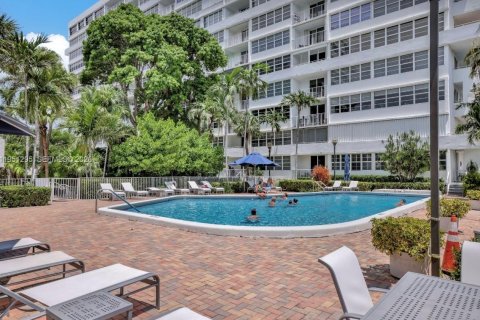 Copropriété à louer à Fort Lauderdale, Floride: 2 chambres, 124.86 m2 № 2153137 - photo 28