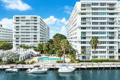 Condo à Fort Lauderdale, Floride, 2 chambres  № 2153137