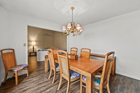 Casa en venta en Delray Beach, Florida, 2 dormitorios, 164.99 m2 № 2399898 - foto 9