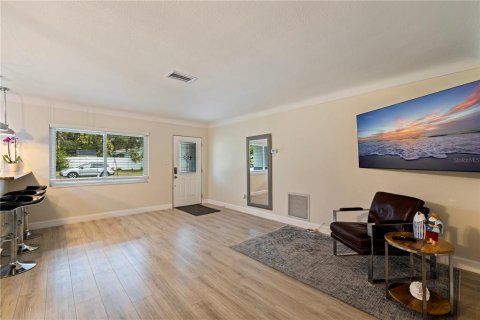 Villa ou maison à vendre à Largo, Floride: 4 chambres, 177.54 m2 № 1902125 - photo 12