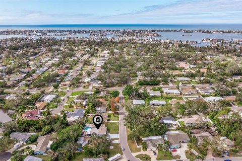 Villa ou maison à vendre à Largo, Floride: 4 chambres, 177.54 m2 № 1902125 - photo 8