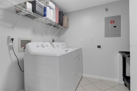 Condo in Naples, Florida, 3 bedrooms  № 1777190 - photo 22