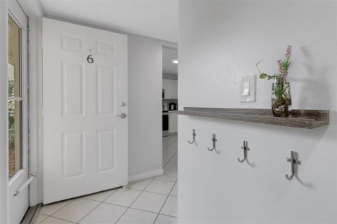 Condo in Naples, Florida, 3 bedrooms  № 1777190 - photo 2
