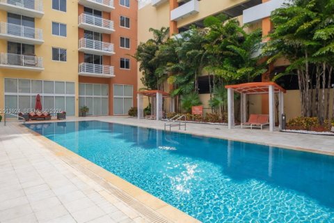 Condo in Aventura, Florida, 2 bedrooms № 2076178 - photo 19