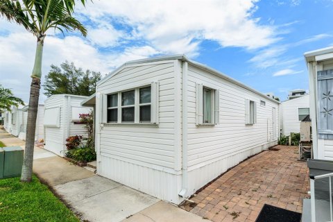 Apartamento en alquiler en Briny Breezes, Florida, 1 dormitorio, 40.13 m2 № 2087726 - foto 2