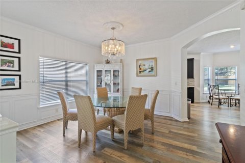 House in Jacksonville, Florida 4 bedrooms, 266.44 sq.m. № 1953738 - photo 15