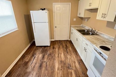 Appartement à louer à Winter Haven, Floride: 2 chambres, 73.67 m2 № 1829636 - photo 4