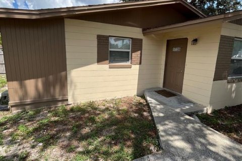 Appartement à louer à Winter Haven, Floride: 2 chambres, 73.67 m2 № 1829636 - photo 1