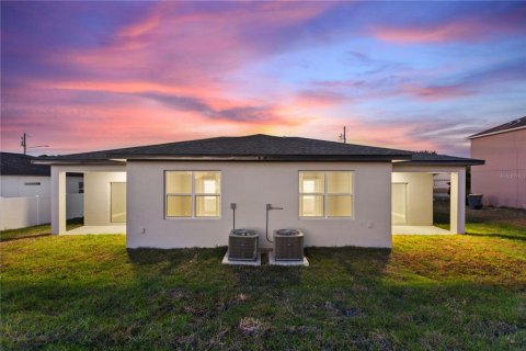 Duplex in Kissimmee, Florida 6 bedrooms, 239.32 sq.m. № 1616877 - photo 30
