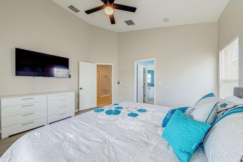Villa ou maison à louer à Davenport, Floride: 4 chambres, 171.31 m2 № 2415558 - photo 7