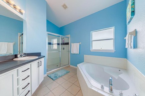 Villa ou maison à louer à Davenport, Floride: 4 chambres, 171.31 m2 № 2415558 - photo 9