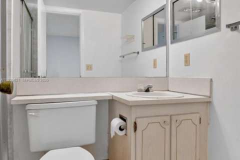 Купить кондоминиум в Дирфилд-Бич, Флорида 1 спальня, 65.03м2, № 1988777 - фото 24