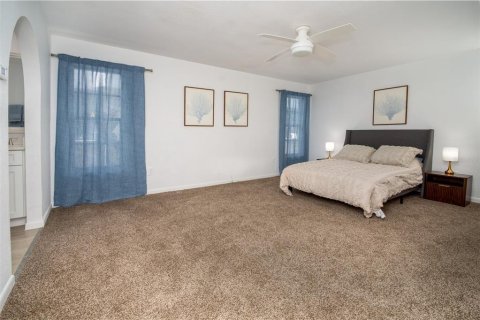 Casa en alquiler en Belleair Beach, Florida, 5 dormitorios, 294.31 m2 № 2233425 - foto 16